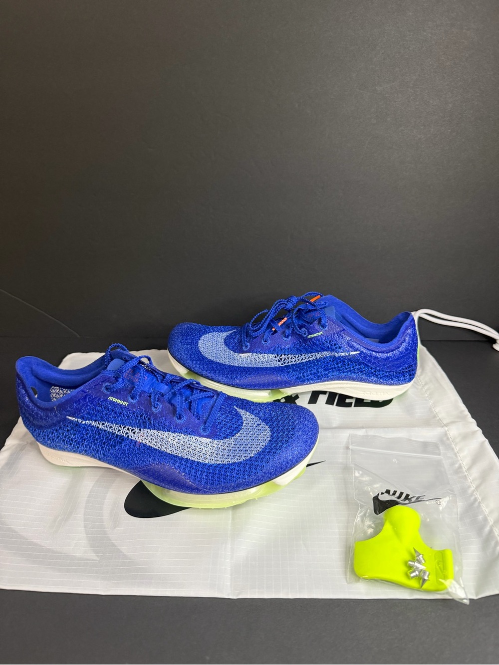Size 4.5 Men’s/ 6 Women Nike Air Zoom Victory Racer Blue Track Spikes CD4385-400